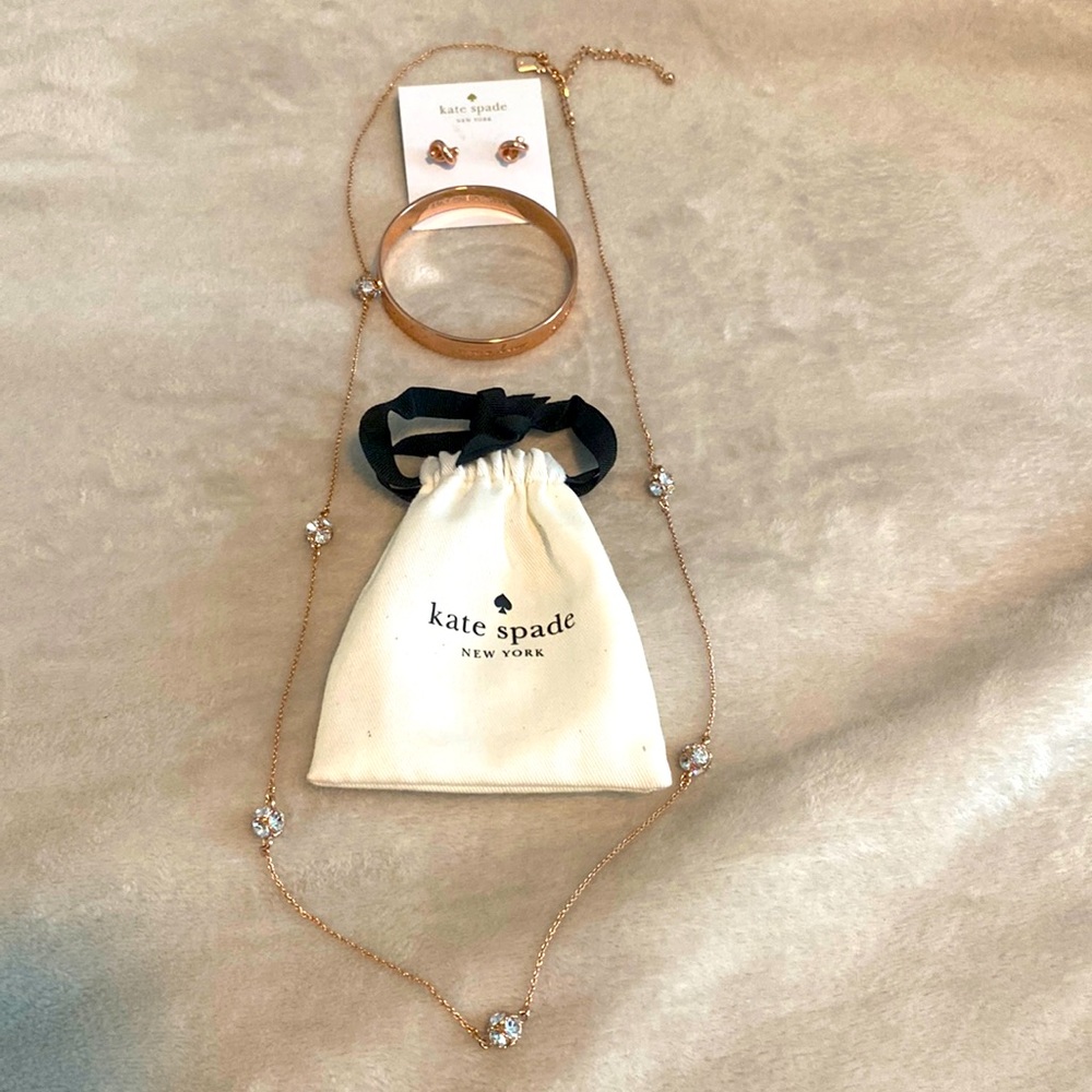 Kate spade set jeweler's bracelet, earrings and necklace gold rose